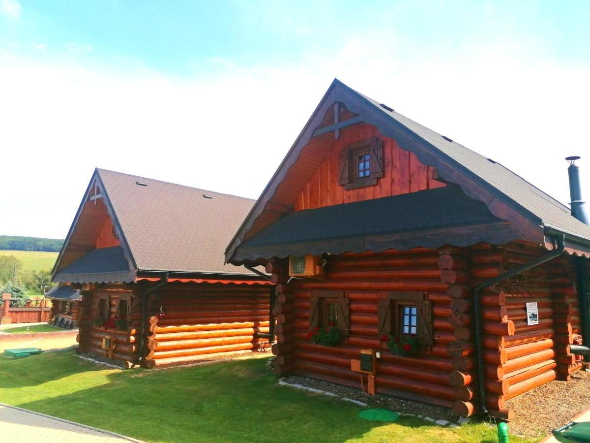 Ubytovanie Koliba Pacho - Zrub Zuzka Prievidza Luaran gambar